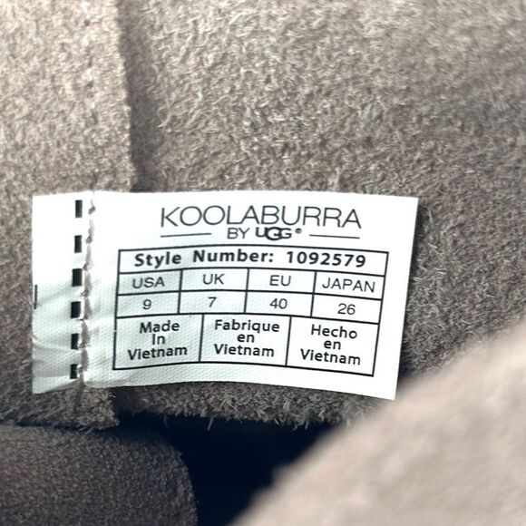 New Koolaburra By Ugg Skyller Ankle Boots Taupe Suede Slip-on Back Tassels US 9 - Picture 13 of 13